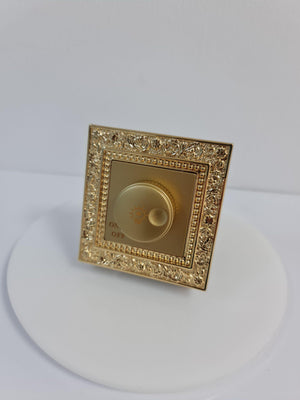 Dimmer luxury simplu cu panou din alamă