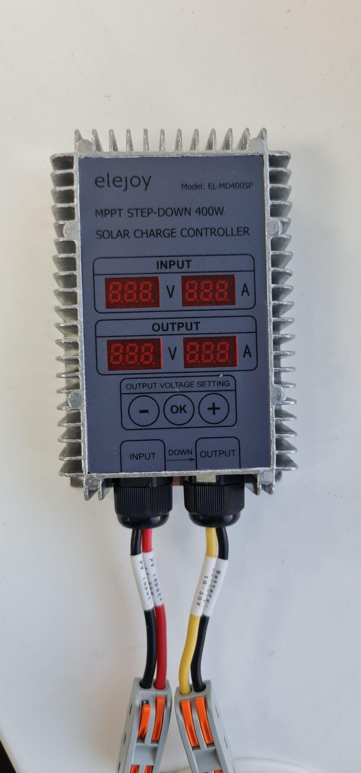 Regulator/controller solar cu voltaj de iesire reglabil 10-30V MPPT de 400W